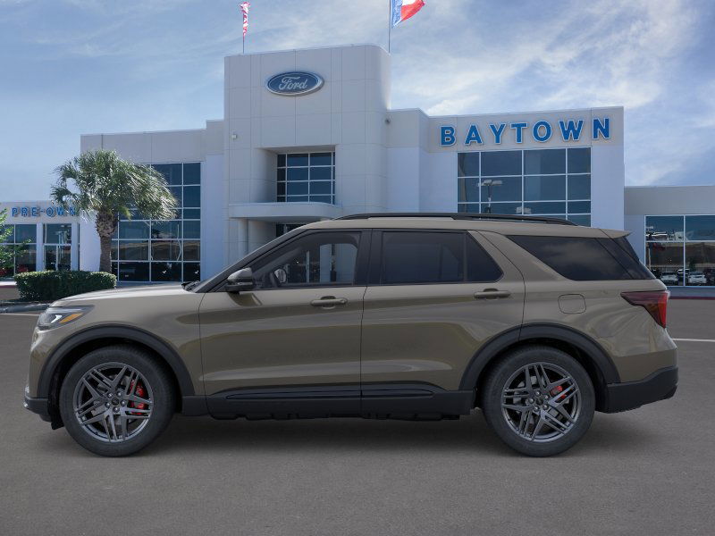2026 Ford Explorer ST photo 3