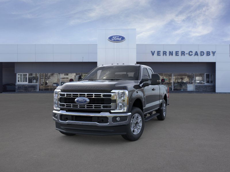 2026 Ford F-350 XLT photo 2