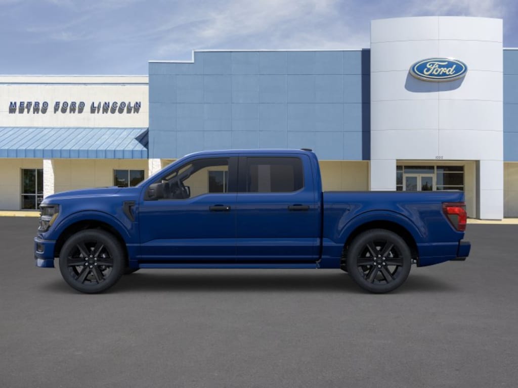 New 2026 Ford F-150 STX Crew Cab