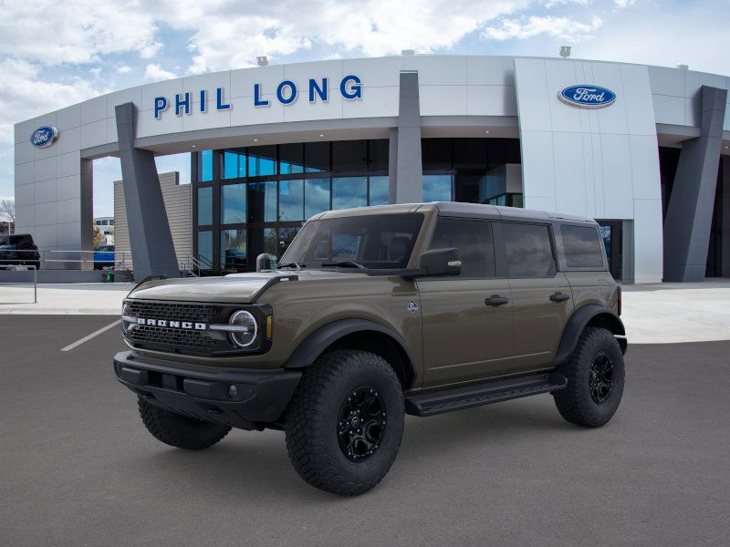 2025 Ford Bronco Outer Banks photo 2