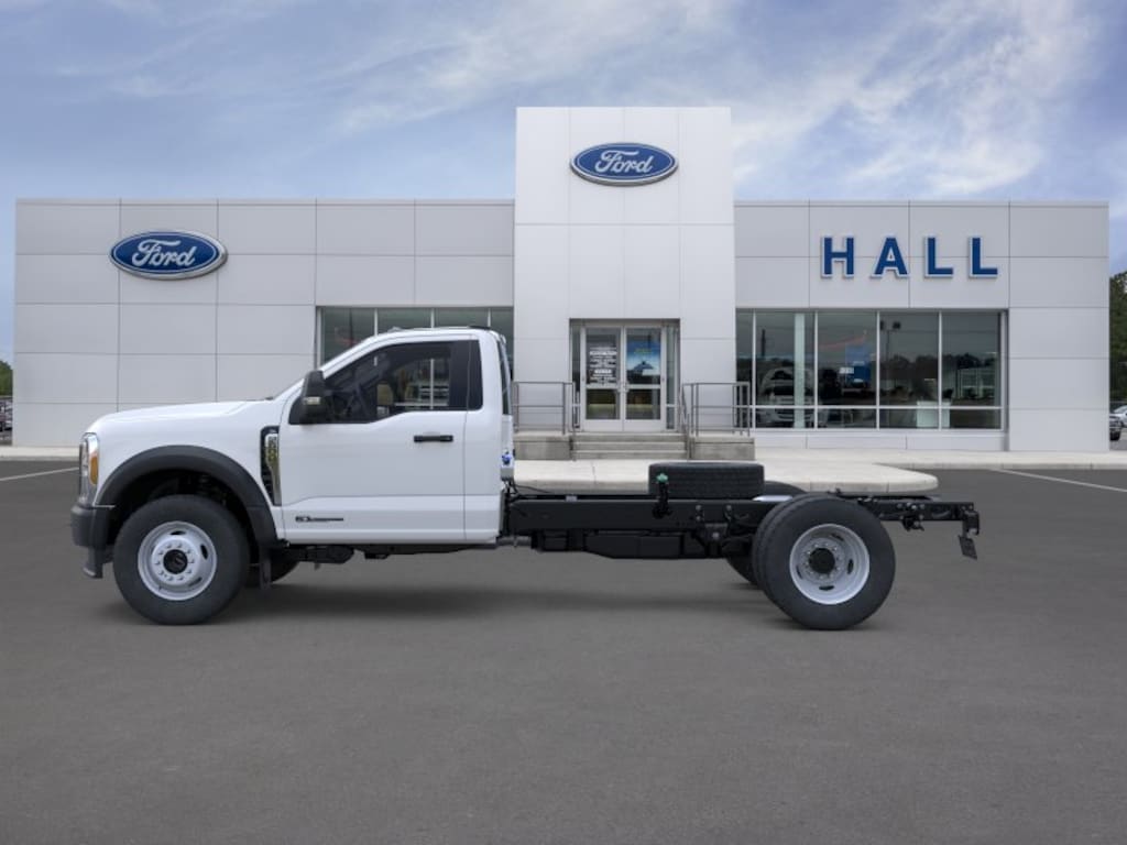 New 2026 Ford Chassis Cab
