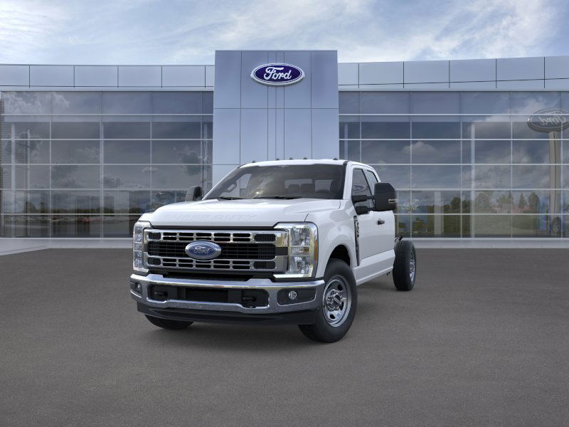 Thumbnail: 2025 Ford F-350 - 38
