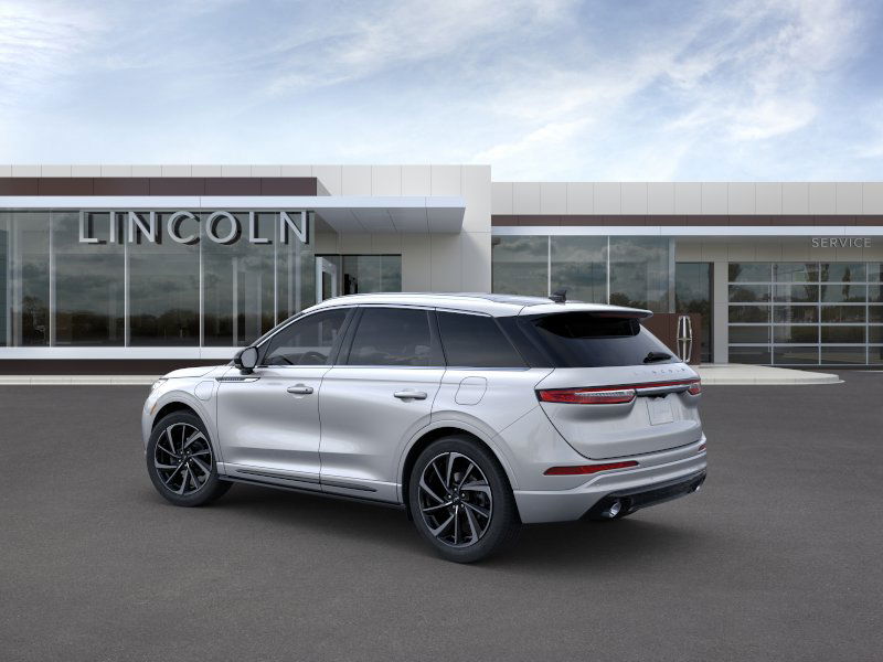 2024 Lincoln Corsair Grand Touring photo 4