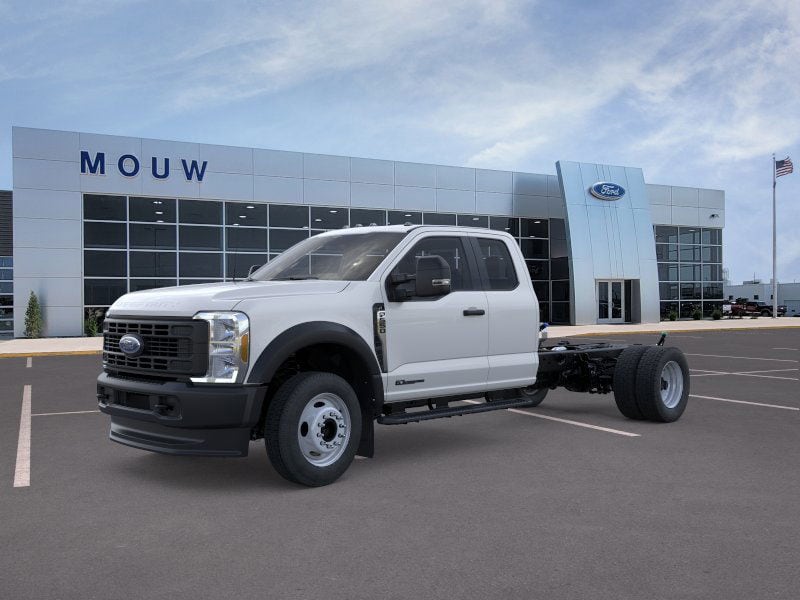 2026 Ford F-550 Super Duty Chassis Cab XL