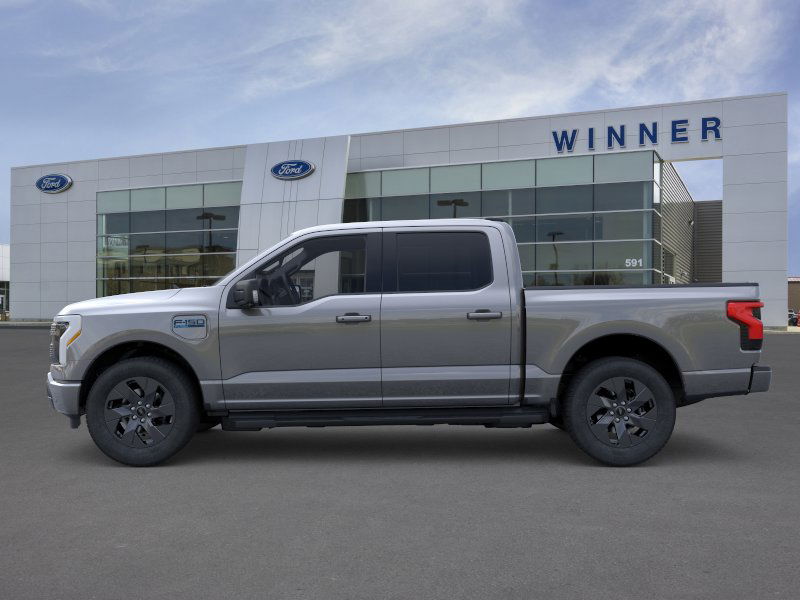 2025 Ford F-150 Lightning photo 2