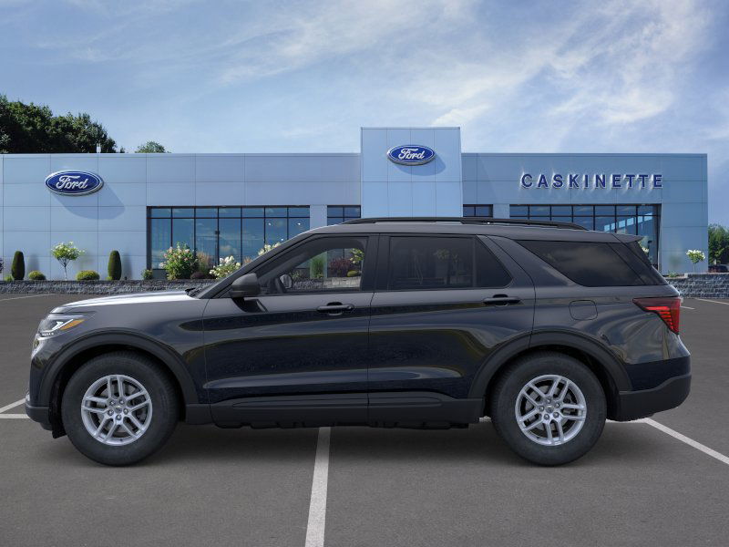 2026 Ford Explorer photo 2