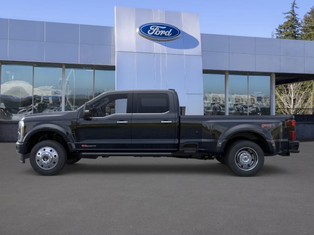 New 2026 Ford F-450 Platinum Truck Crew Cab