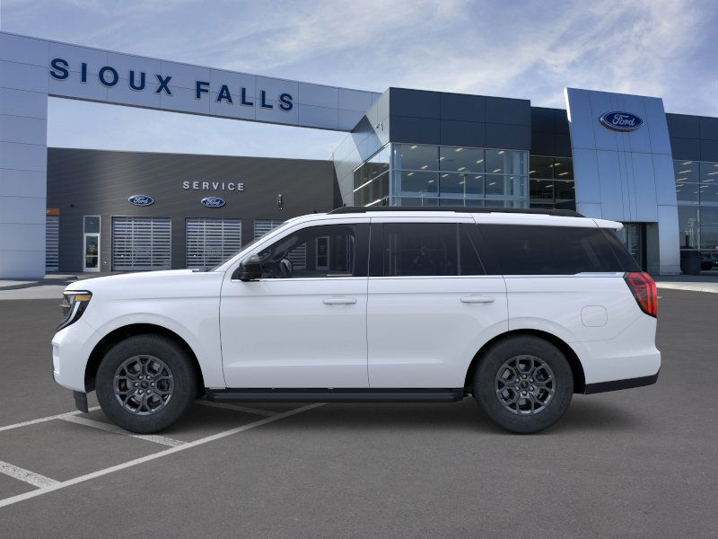 2025 Ford Expedition photo 3