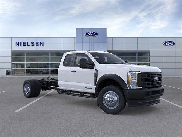 2025 Ford F-550 Super Duty Chassis Cab XL - Photo 29