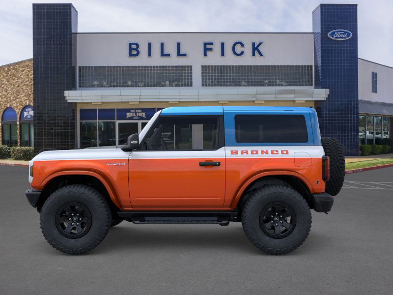 2025 Ford Bronco First Edition photo 2