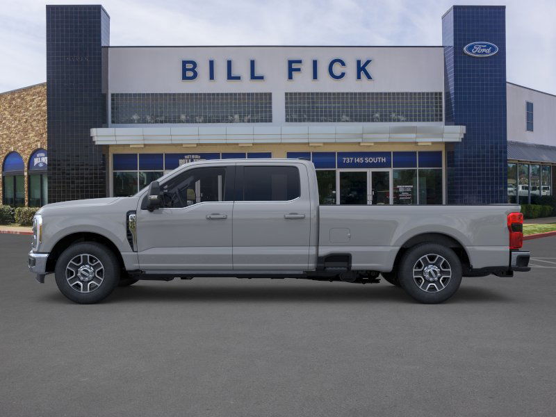 2026 Ford F-350 Lariat photo 3