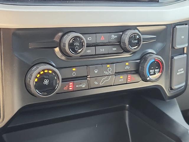 2026 Ford Super Duty F-350 DRW F-350 XLT 4WD Crew Cab 8 Box