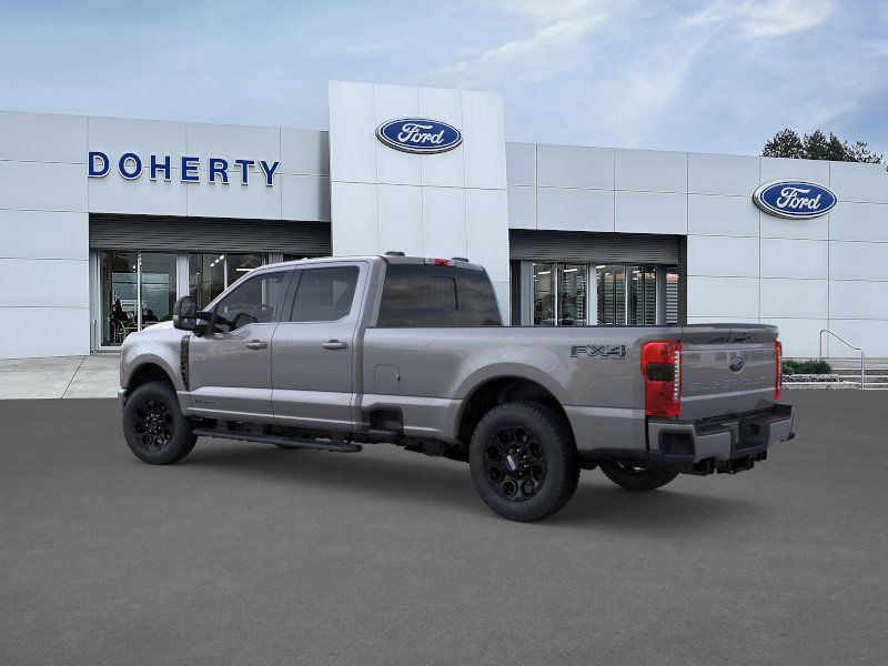 2025 Ford F-350 Lariat photo 4