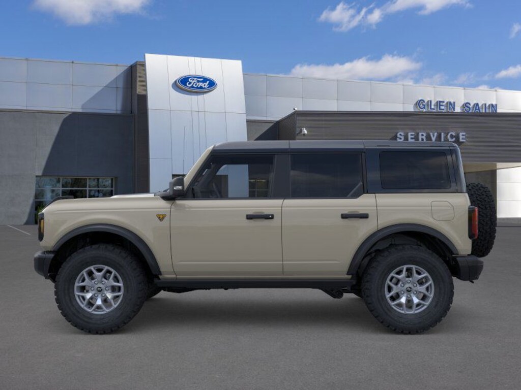 New 2025 Ford Bronco Badlands SUV
