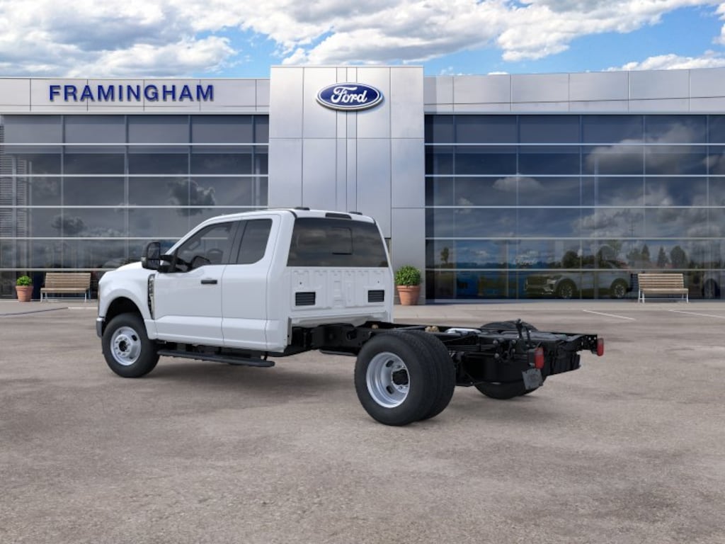 New 2026 Ford F-350SD Super Cab Chassis XL Truck Super Cab