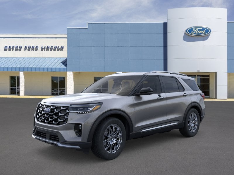 2026 Ford Explorer Platinum's photo