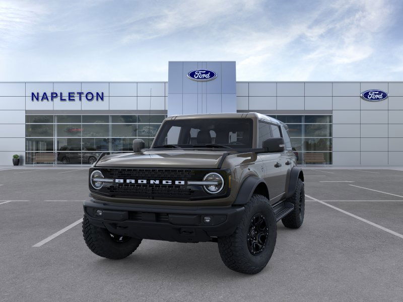 2025 Ford Bronco Outer Banks photo 2