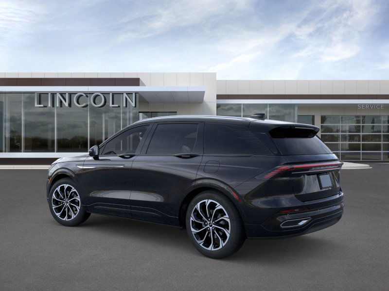 2025 Lincoln Nautilus Reserve photo 4
