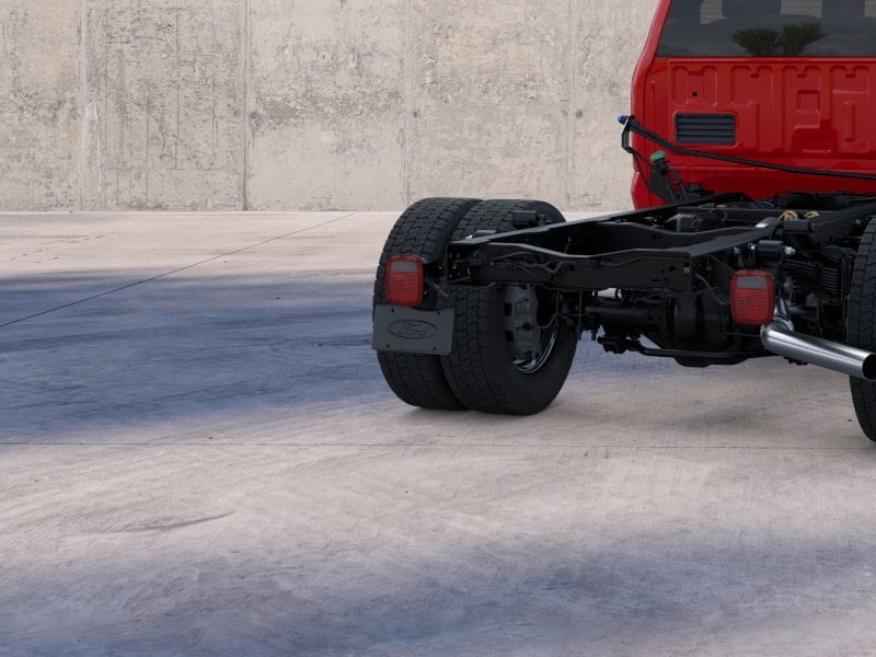 2025 Ford F-550 Super Duty Chassis Cab XLT - Photo 56
