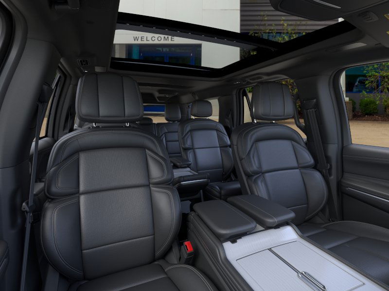 2025 Lincoln Navigator Reserve L - Photo 10