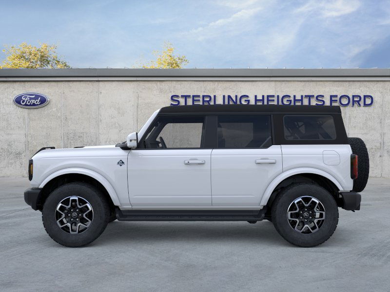 2025 Ford Bronco Outer Banks photo 3