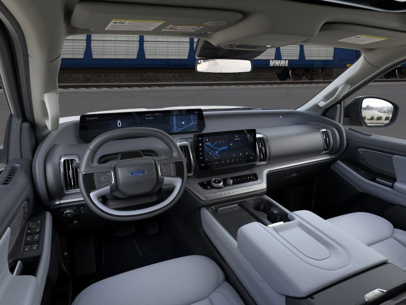 Thumbnail: 2025 Ford Expedition - 32