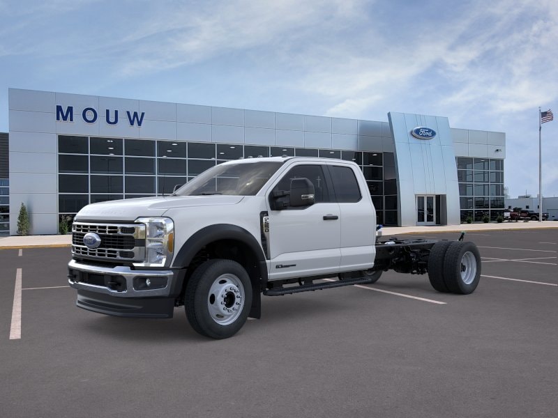 2026 Ford F-550 Super Duty Chassis Cab