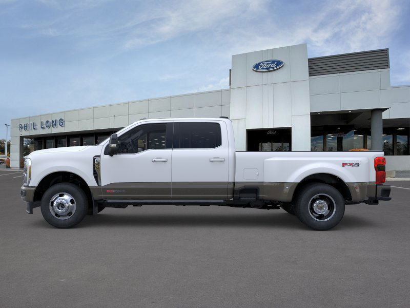 2026 Ford F-350 photo 3