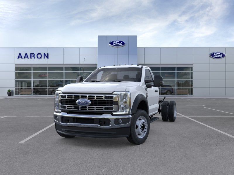 2025 Ford F-550 Super Duty Chassis Cab XL - Photo 34
