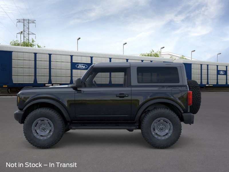 2025 Ford Bronco Base photo 4