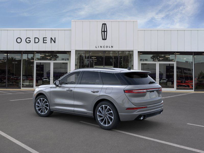 2025 Lincoln Corsair Grand Touring photo 4