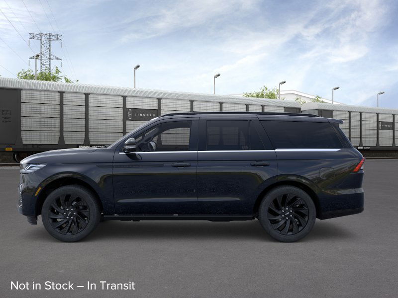 2025 Lincoln Navigator Reserve photo 3