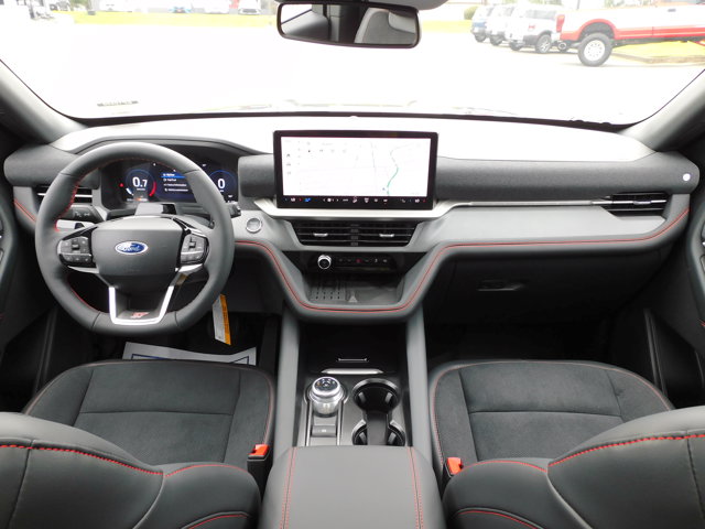 2025 Ford Explorer ST - Photo 37