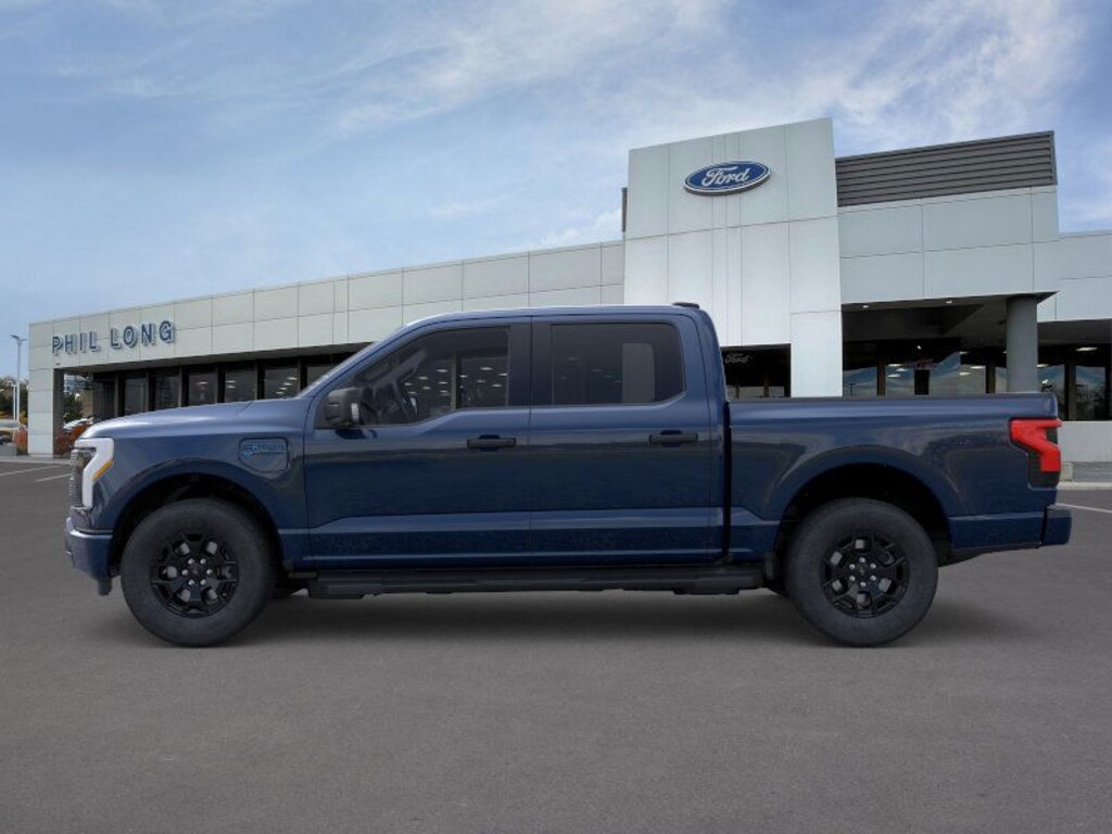 New 2025 Ford F-150 Lightning XLT Truck