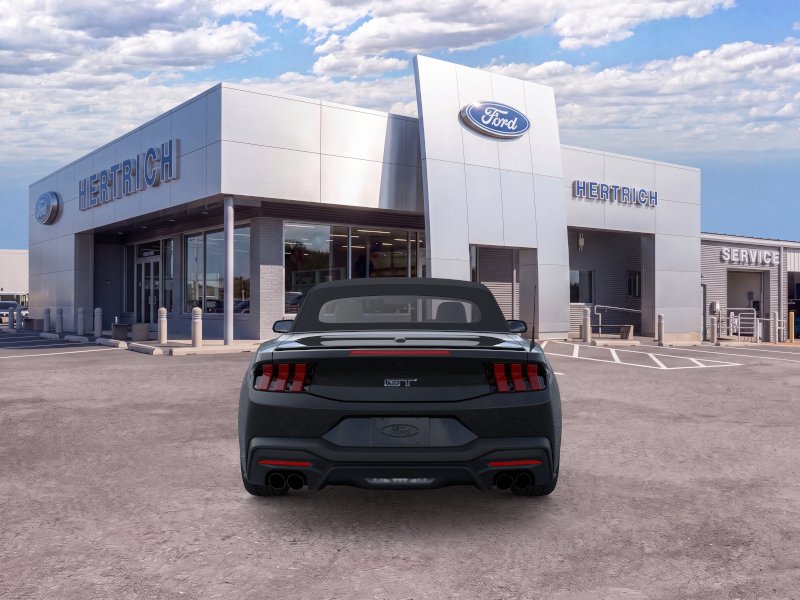 2025 Ford Mustang GT Premium Convertible - Photo 29