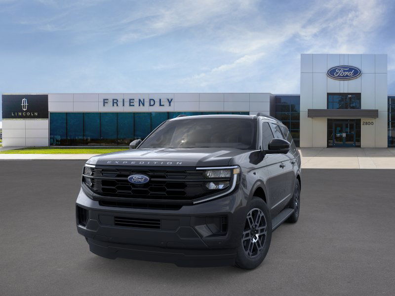 2025 Ford Expedition photo 2