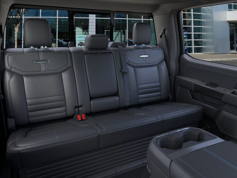 2025 Ford F-350 Super Duty Platinum - Photo 37
