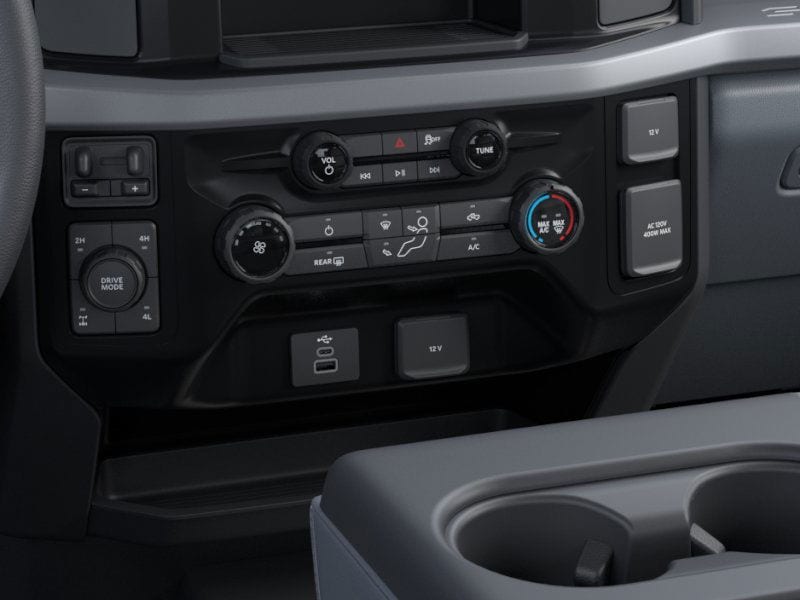 Thumbnail: 2025 Ford Econoline - 24
