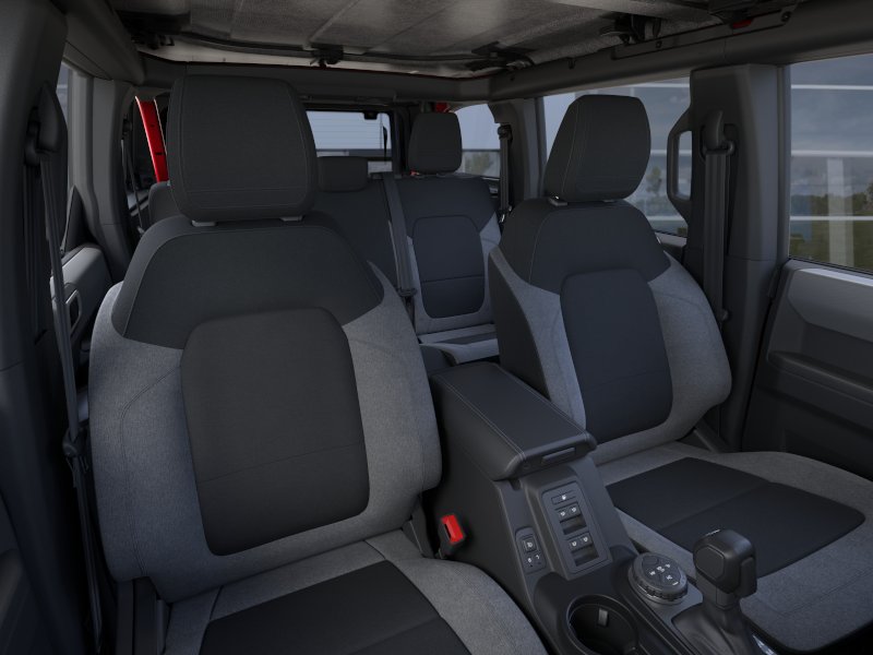 2025 Ford Bronco 4-Door Base - Photo 39