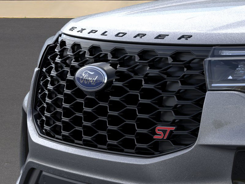 2025 Ford Explorer ST photo 17