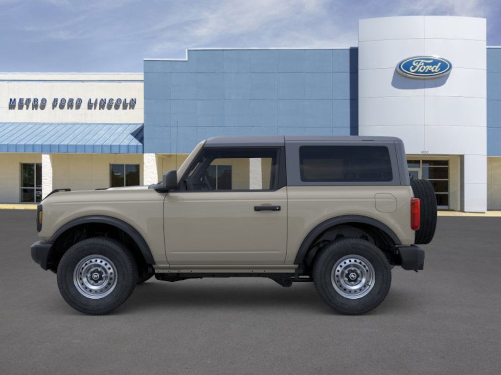 New 2025 Ford Bronco Base Sport Utility