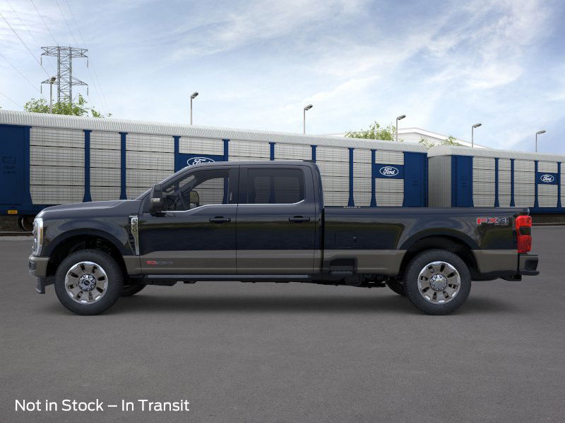 2026 Ford F-350 King Ranch photo 2