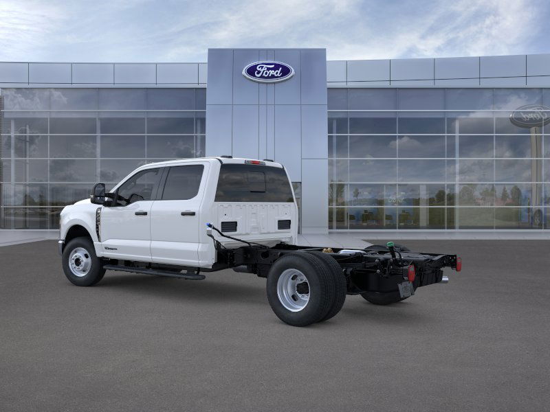 2026 Ford F-350 photo 4
