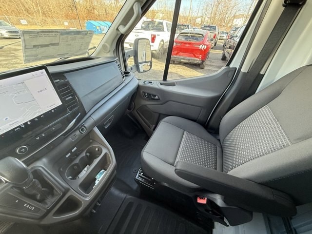 2024 Ford Transit Cutaway Base - Photo 36