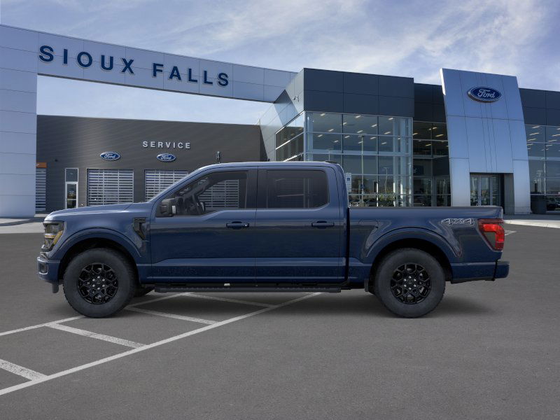 2025 Ford F-150 XLT photo 3