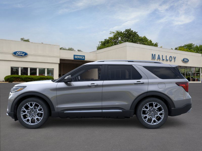 2025 Ford Explorer Platinum photo 2