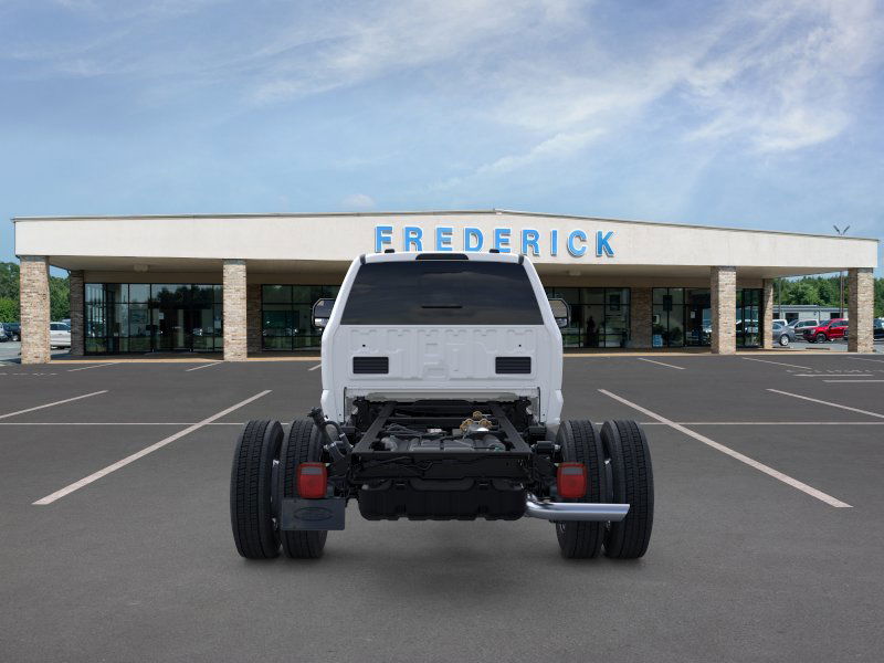 2025 Ford Super Duty F-550 DRW F-550 XL