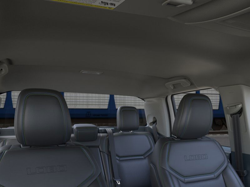2025 Ford Maverick photo 6