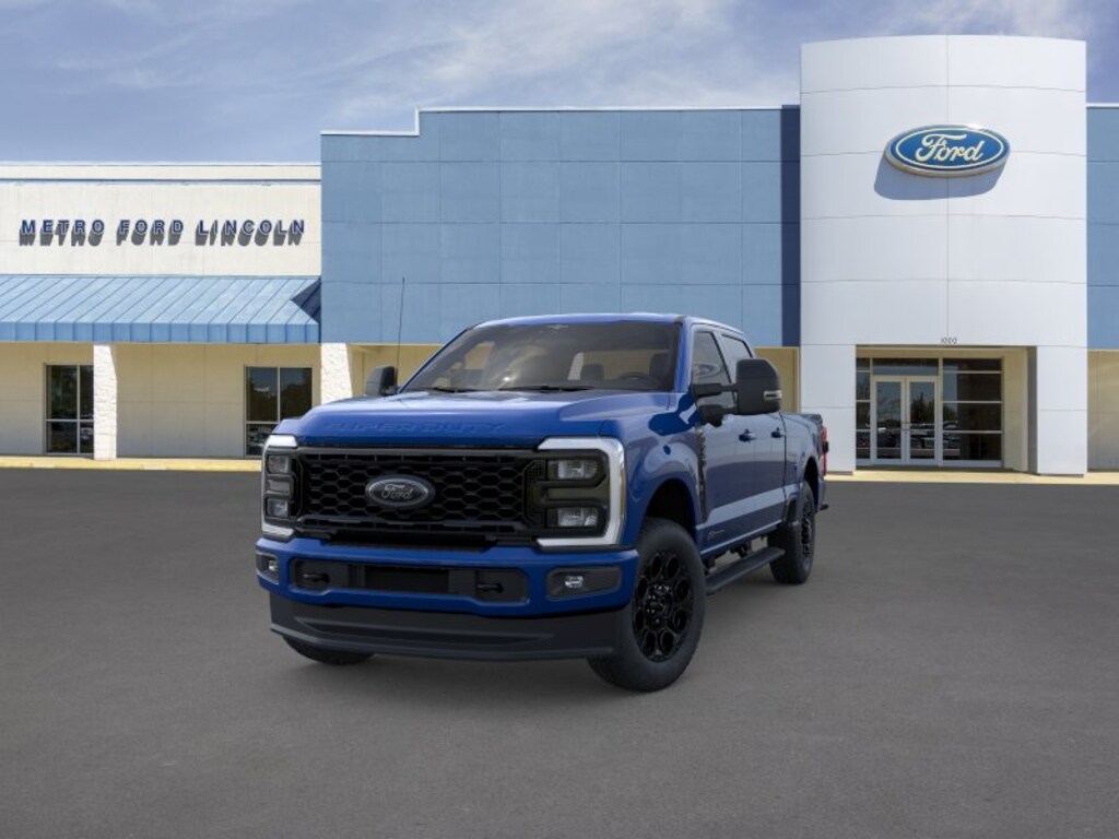 New 2026 Ford F-250 XLT Crew Cab