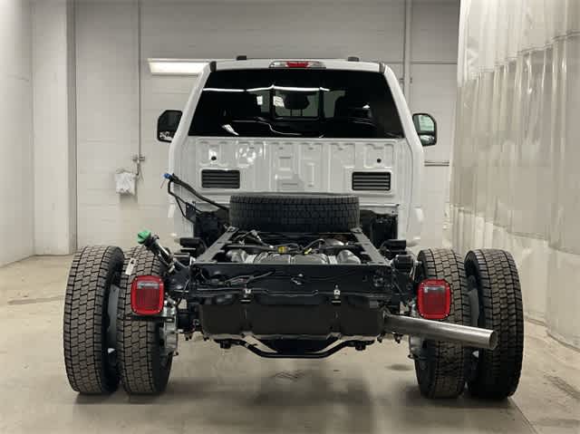 Thumbnail: 2025 Ford Econoline - 28